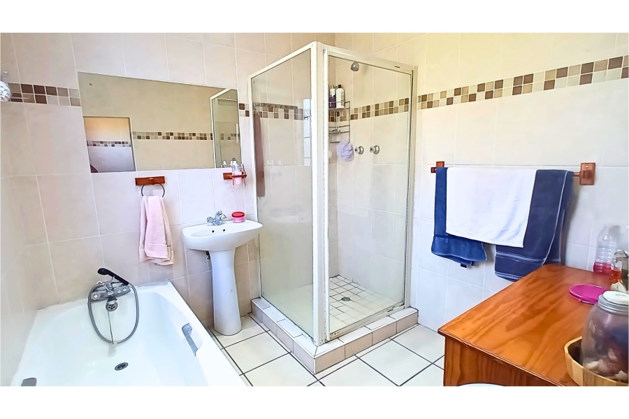3 Bedroom Property for Sale in Gonubie Eastern Cape